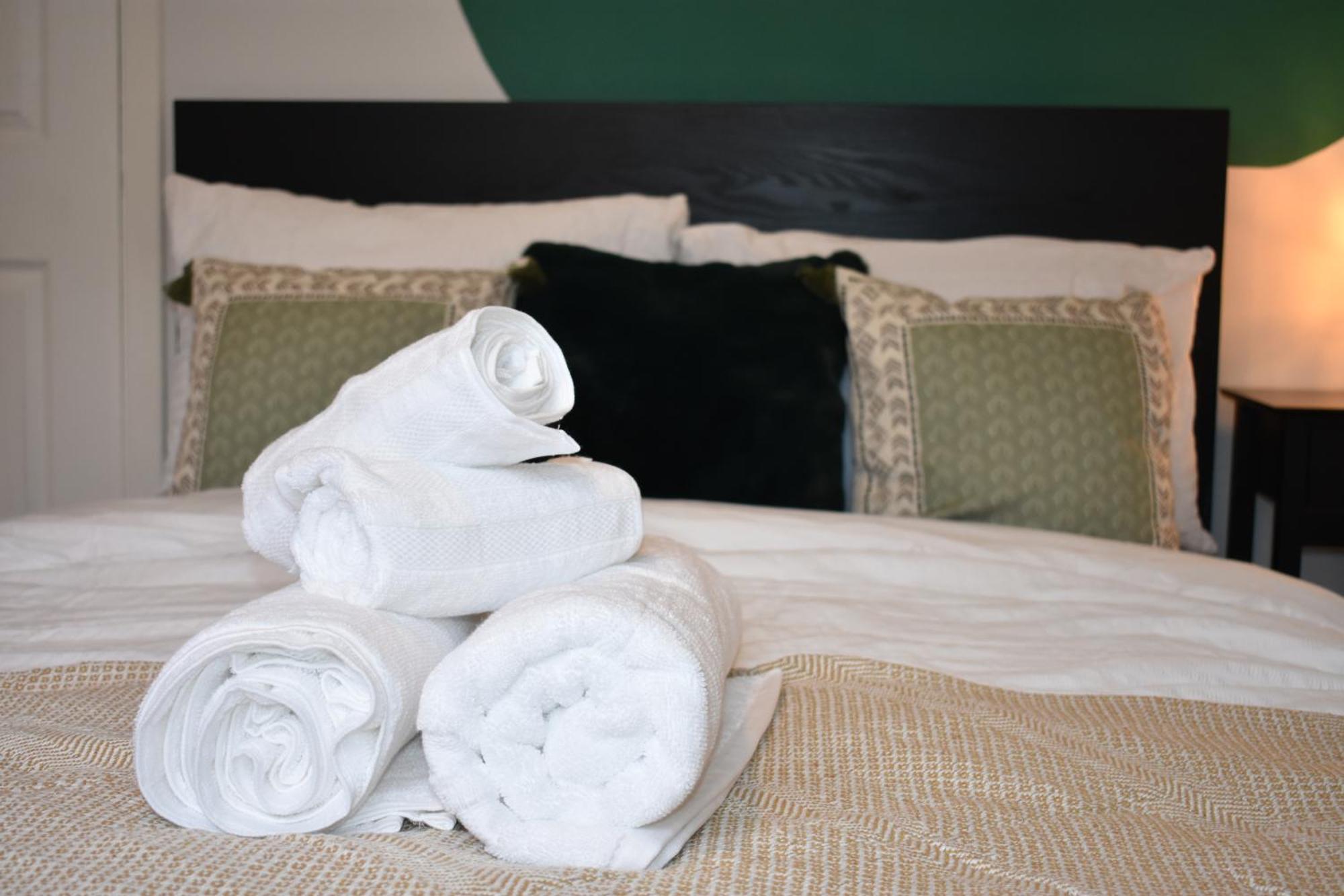 Luxury 2 Bedroom Apartment, Parking, Few Minutes Walk From Wembley Stadium London Bagian luar foto